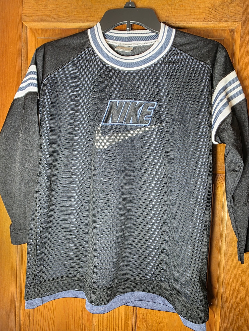 Women's Small Nike Jersey Style Top
